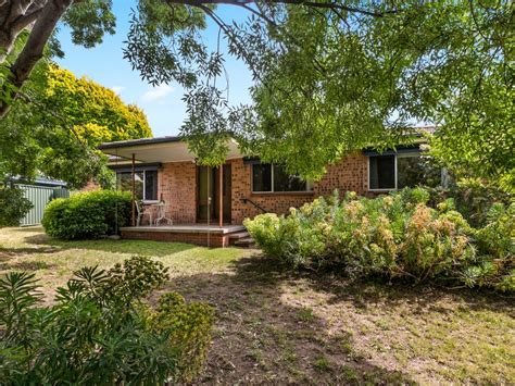 Property and real estate for sale in Wanniassa, ACT 2903.
